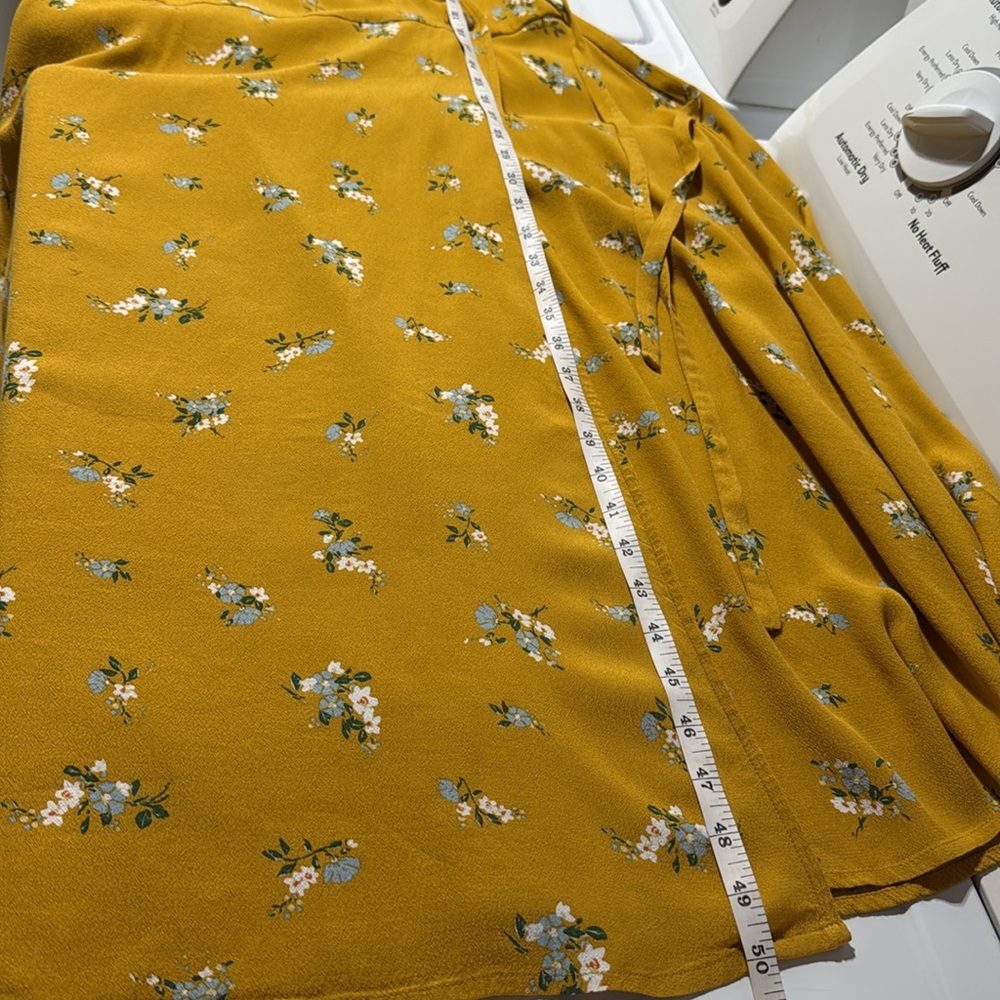 & Other Stories Los Angeles Atelier EUC midi wrap dress - Picture 8 of 10